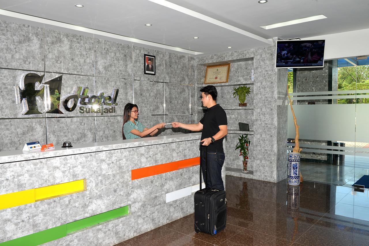 Fresh One Hotel Batam Exterior foto